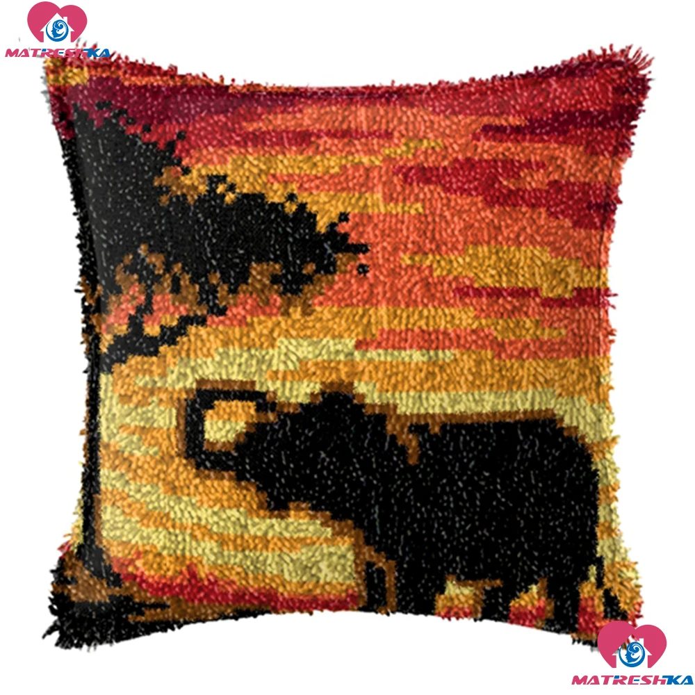 

DIY Latch Hook Kits Landscape Pillowcase Embroidery Printed canvas Pillowcase Crochet Hook kits Unfinished Handmade home decor