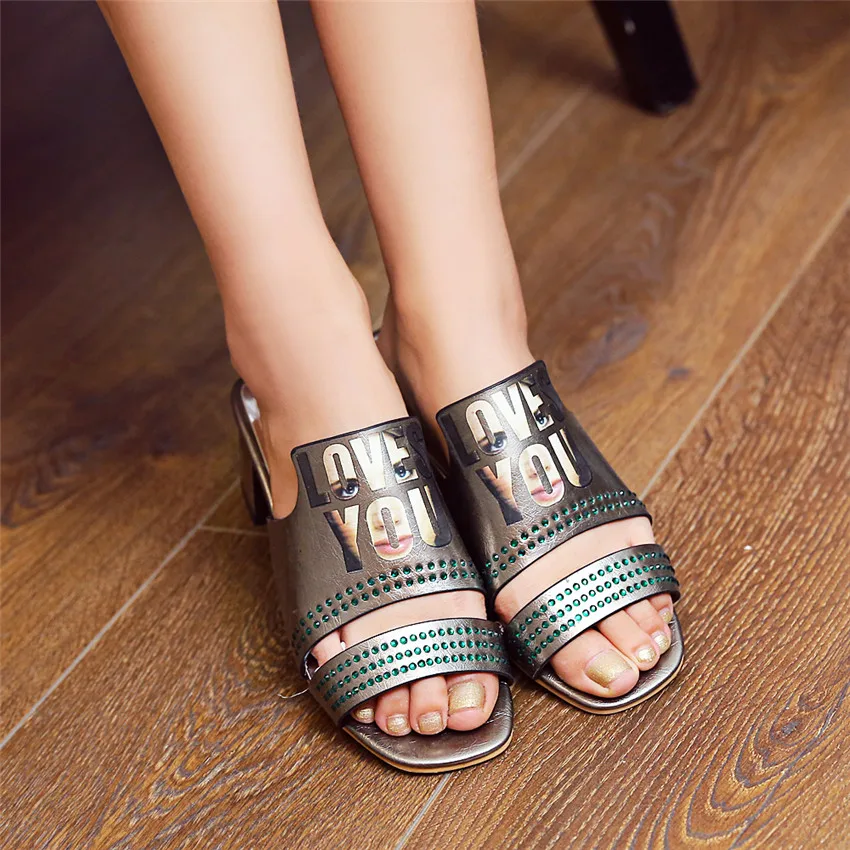 Женская обувь Сандалии на плоской подошве На высоком каблуке Тапочки-Босоножки