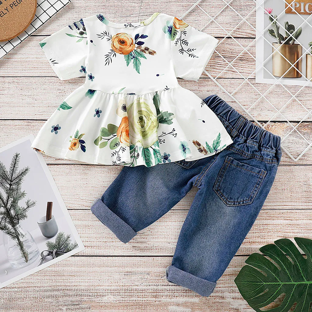 Укороченный топ с цветочным принтом для маленьких девочек + джинсовые брюки