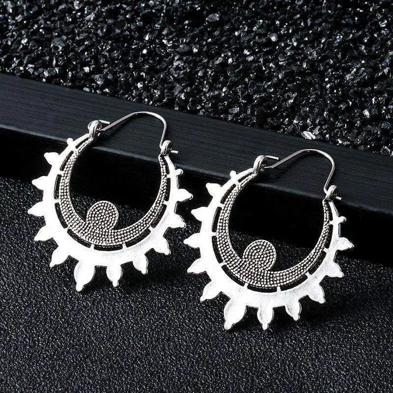 Antique Silver Индийские племенные латунные серьги, висячие серьги в форме цветка, украшенные вихрем «цыганские» серьги для женщин, богемные Винтажные серьги EAR00C000B02B - Окраска металла: Antique Silver