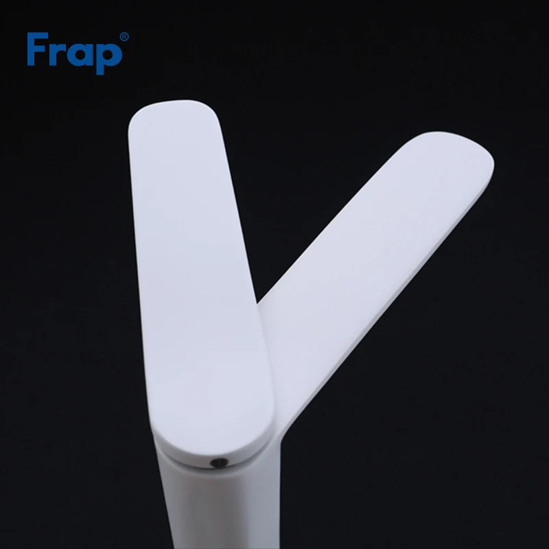 Белый смеситель для раковины Frap с одной ручкой ванной комнаты роскошный