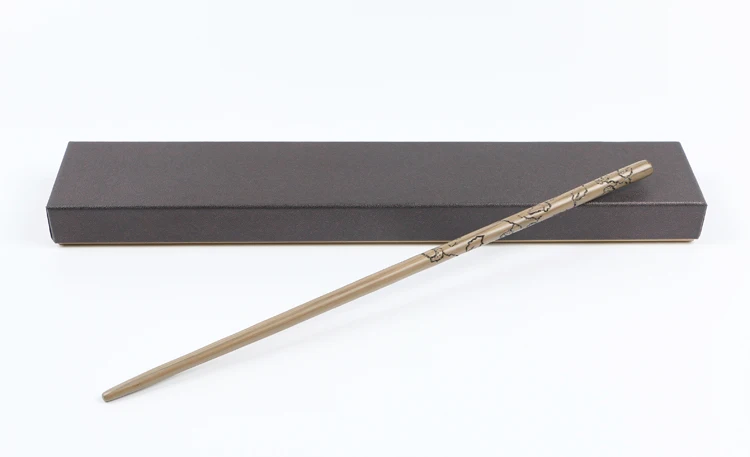 Luna Качественный Металлический сердечник Deluxe COS Har Potter волшебная палочка с коробкой Дамблдор Волдеморт Рон Гермиона луна волшебная палочка бесплатно поезд тик - Цвет: Luna