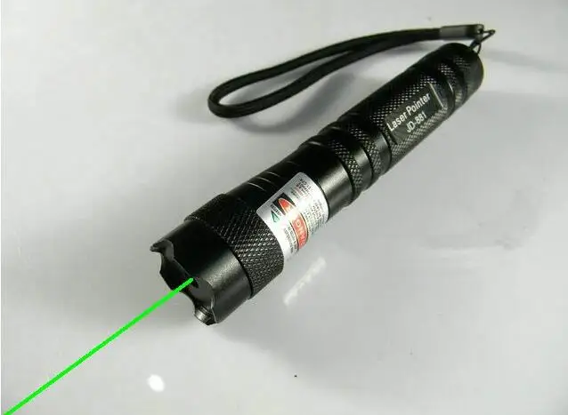 

Super Powerful! AAA Hunting 100000m led flashlight green laser pointers 532nm Burning Matches & Light burn Cigarettes teaching.