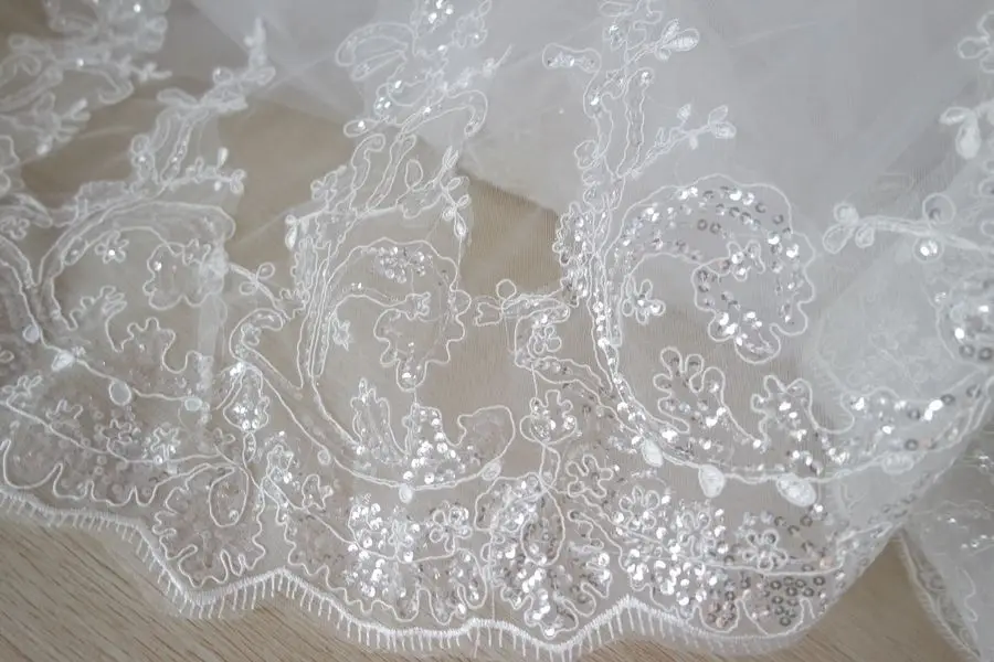 

SHAMAI White/Ivory Sequins lace 3*4 Metres wedding veils Cathedral length long Bridal veils Wedding Veil