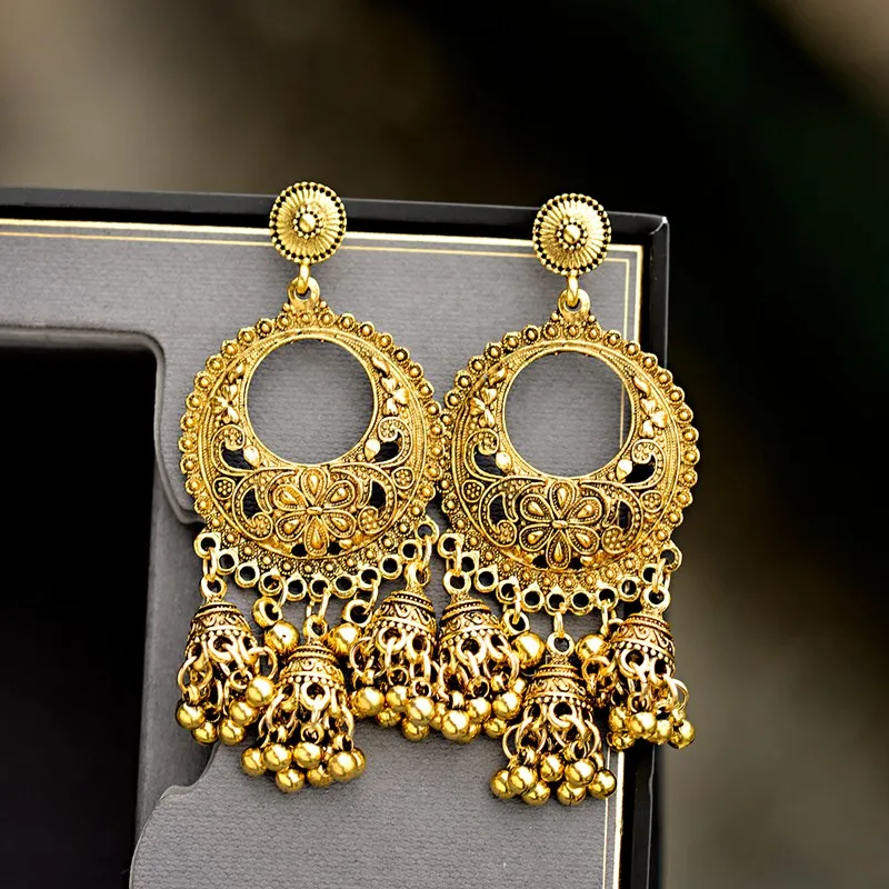 OIQUEI Boho винтажные индийские Jhumka Большие колокольчики с кисточками Висячие серьги для женщин этнические Цветочные Резные массивные серьги ювелирные изделия