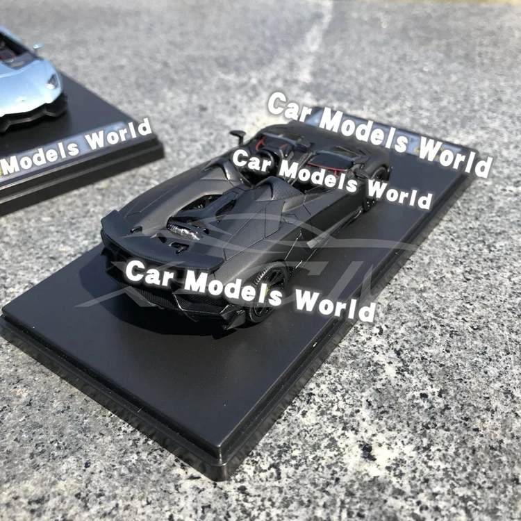 Полимерная модель автомобиля для Aventador J 1:43(матовый черный) ничего не открывается+ маленький подарок