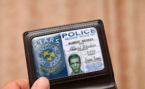 RESIDENT EVIL STARS ALBERT POLICE METAL BADGE WITH ID WALLET HOLDER CASE-38021 |