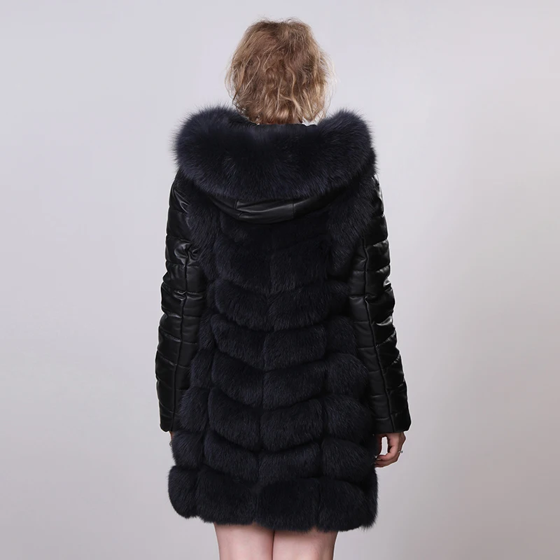 

90 centimeters of natural fox wore a coat with a long blue coat and a jacket