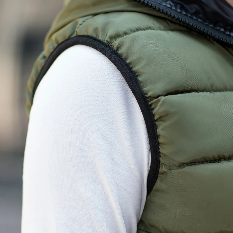 Размера плюс женский зимний жилет с капюшоном двусторонний однотонный