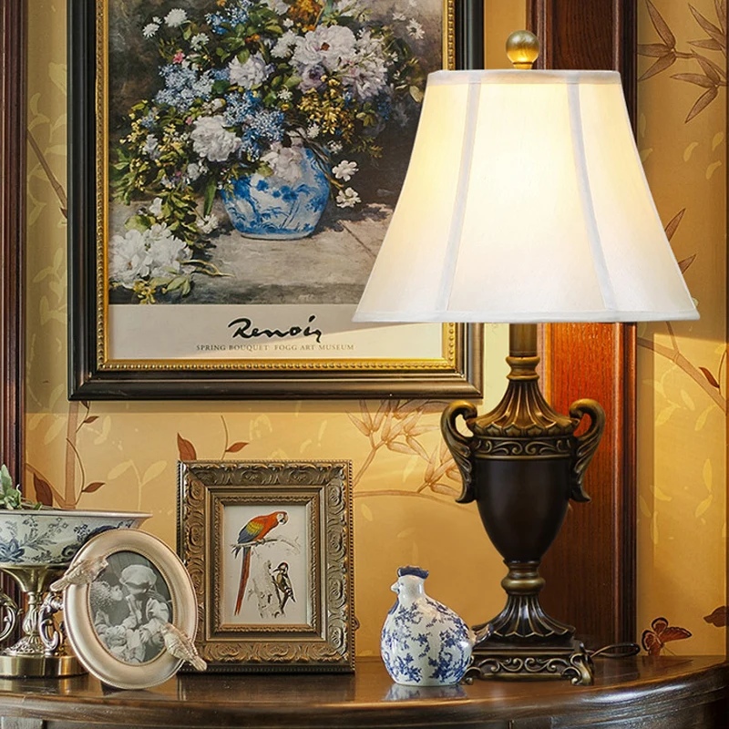 

Modern Resin Desk Light Vintage Trophy Shape E27 Led Bright Lustre Table Lamps For Bedside Lamp Bedroom Study Office Lighting