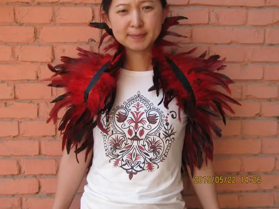 red feathers SHAWL Shrug Shoulders Feathers cape Halloween hade made costume vintage capelet | Дом и сад