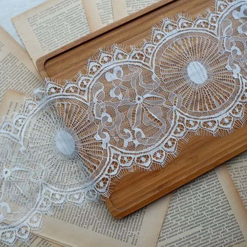 Полые круглые ресницы кружева свадебное платье украшение домашний стол флаг