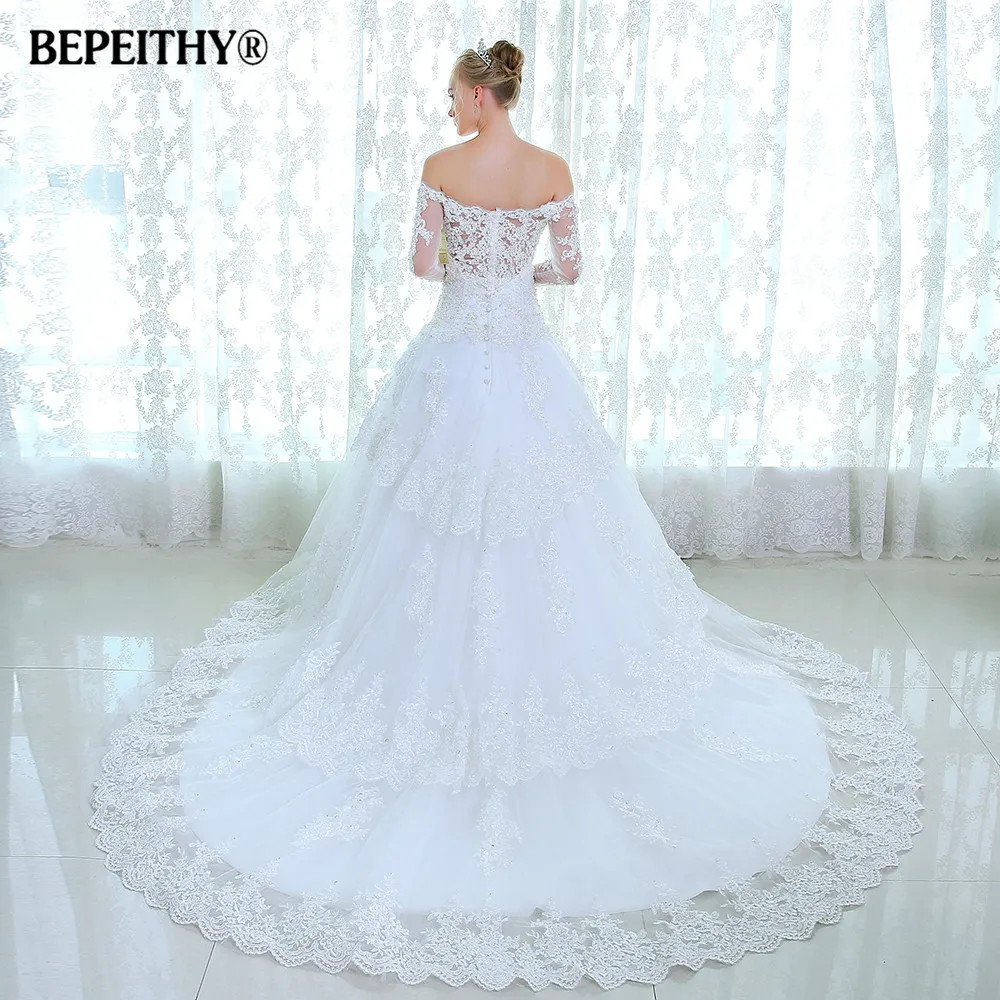 Популярные стильные белые кружевные свадебные платья Украшенные бусинами со