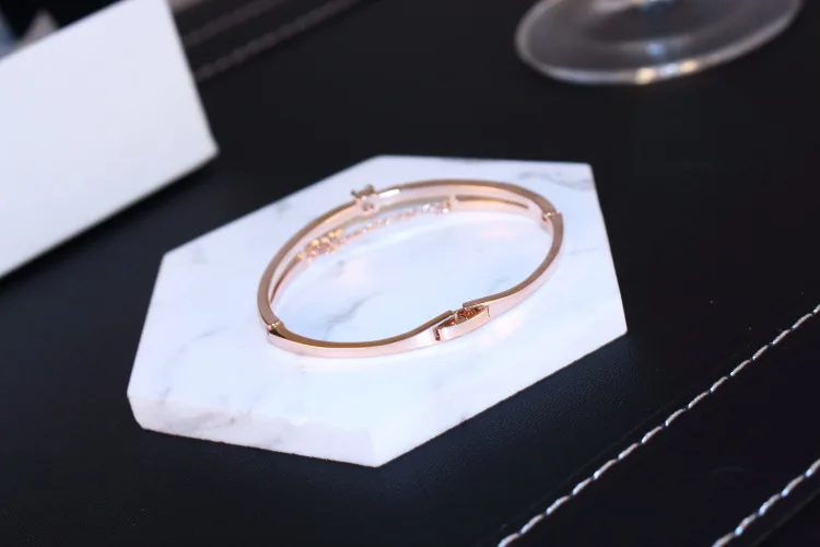 

Crystal Star Cuff Bangle Bracelet For Women Sweet Jewelry Luxury Rose Gold Color Rhinestone Bracelets & Bangles