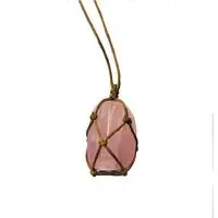 Pink Натуральный Изумрудный кристалл кулон ИСЦЕЛЕНИЕ DT драгоценный камень жезл для рейки зеленый флюорит обёрточная бумага плетеные бусы Йога макраме для мужчин и женщин - Цвет: Pink