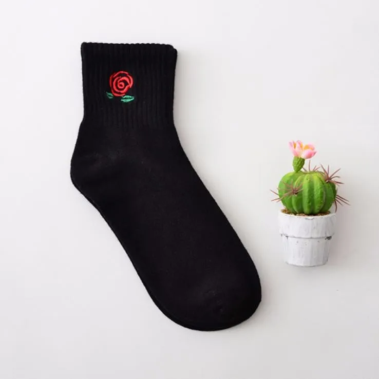 Размер 35-40, унисекс, хлопковые носки Kawaii, молочная Роза, алоэ вера, Harajuku, носки для женщин и мужчин, Calcetines, черные, белые, серые носки, 16 цветов, WZ054