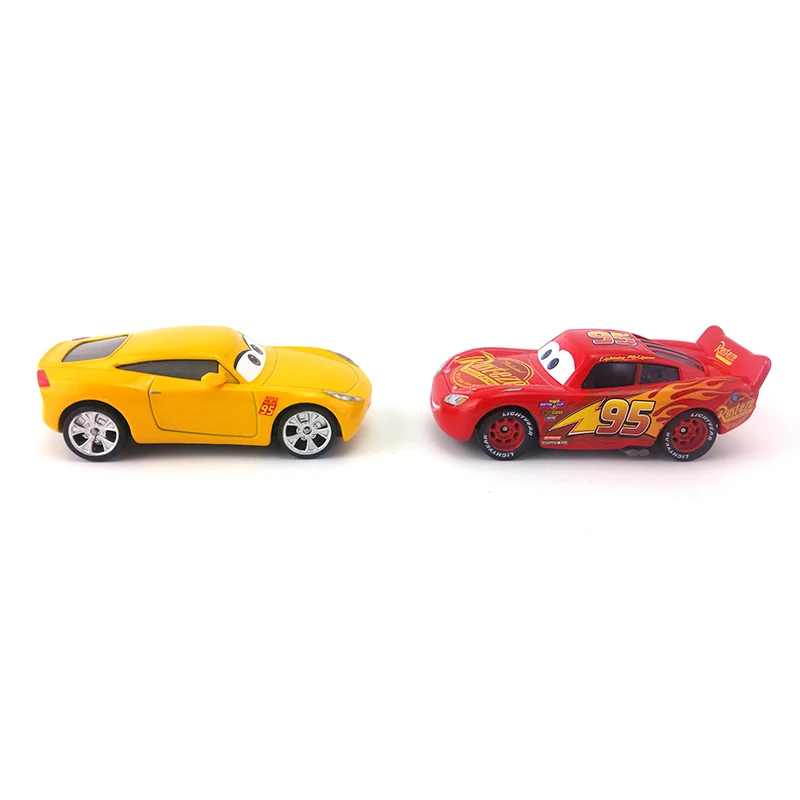 Disney Pixar Cars 3 Круз Рамирез и молния McQueen металлическая литая игрушка автомобиль 1:55 Свободные Новое и