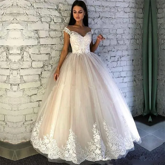 

A Line Tulle Wedding Dresses 2021 Lace Appliqued cap sleeve Covered Wedding Bridal Gowns Vintage Summer Beach Wedding Gowns