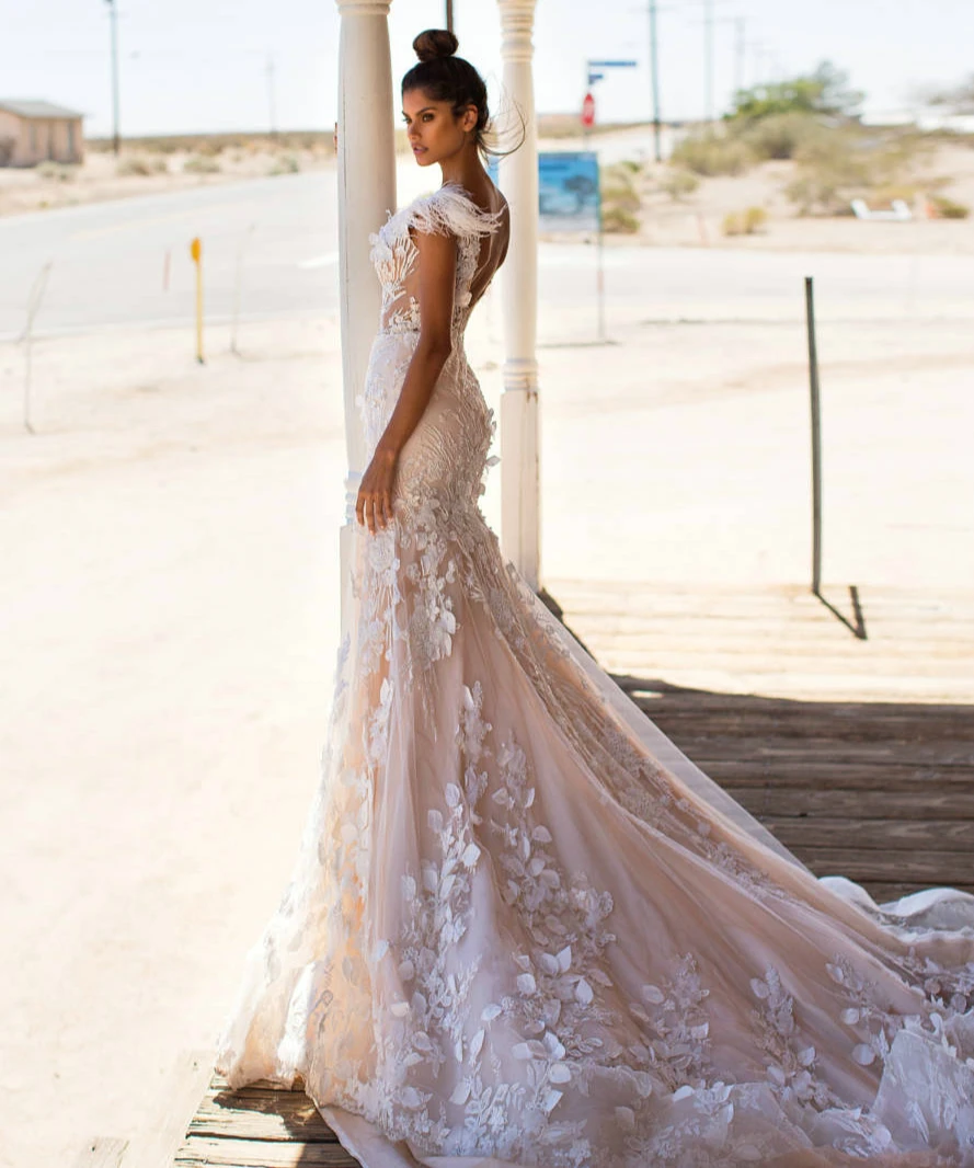 Женское свадебное платье с юбкой годе кружевное круглым вырезом и рукавом