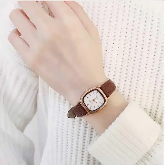 Простые Кожаные квадратные наручные часы с маленьким циферблатом Модные женские
