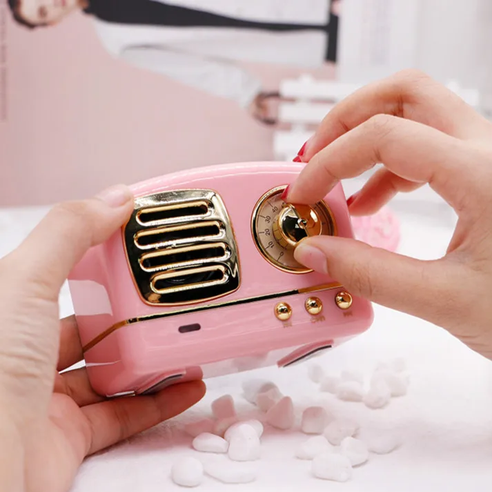 Новый стиль мобильный телефон Bluetooth динамик инновационный радио ретро