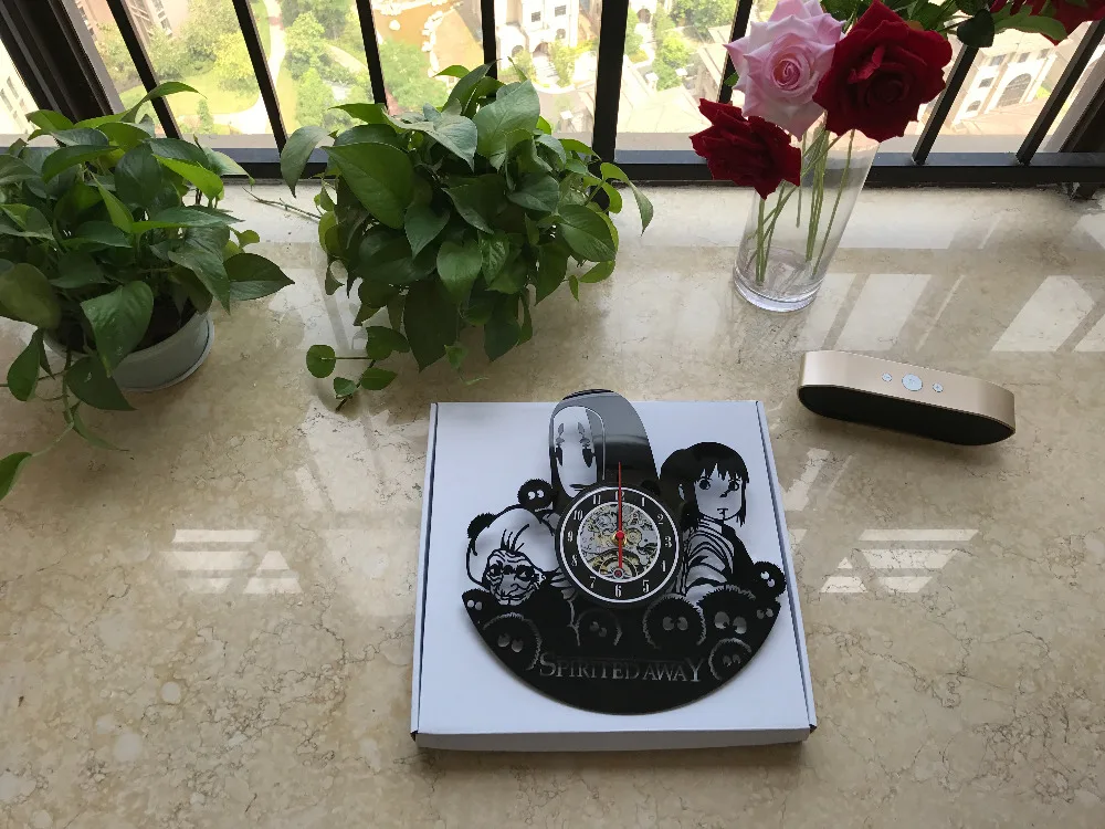 Виниловые настенные часы для свадебного декора в винтажном стиле с изображением