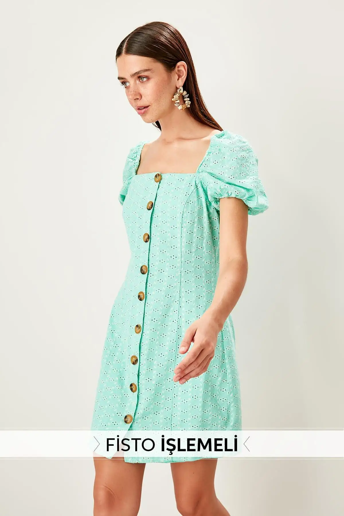 Trendyol платье с пуговицами из мятной кости TWOSS19XB0074|Женские платья| |