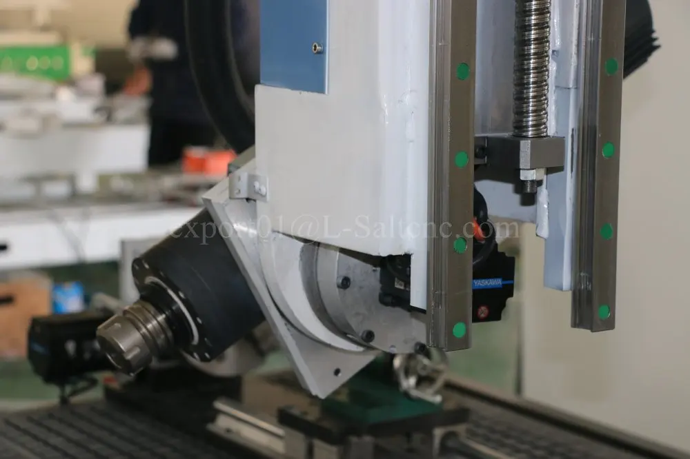 Автоматическая машина для производства мебели сверхмощная 4 осевая atc