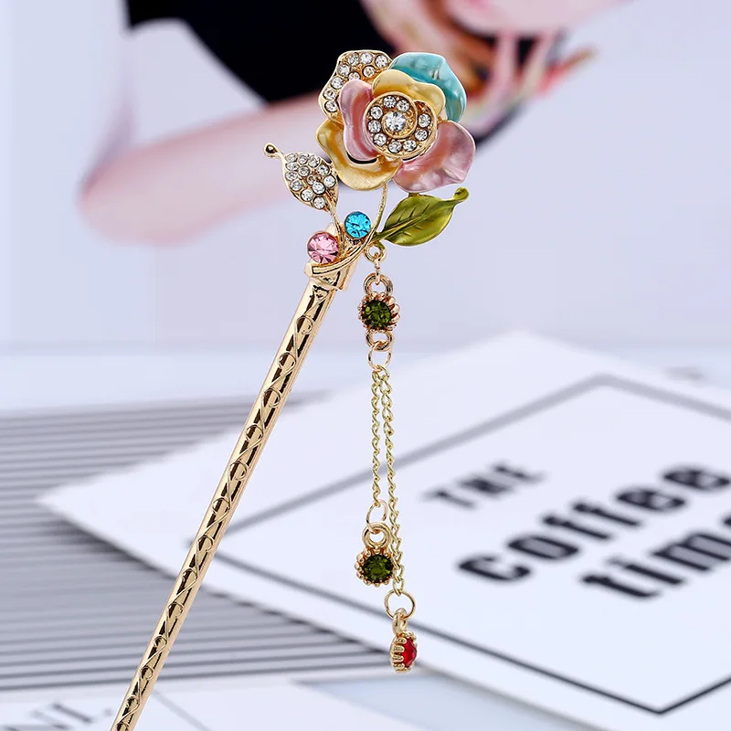Chinese Traditional Hair Stick Women Handmade Metal Rhinestone Hairpin Fashion Classic Vintage Hair Accessories Tiara haarspeld