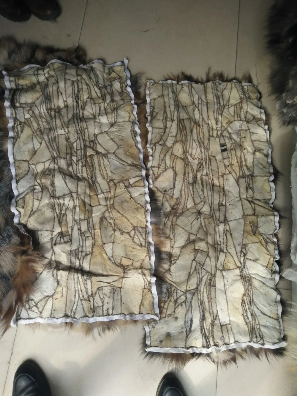 Узорчатая окрашенная тарелка из натурального Лисьего меха/меховые коврики цвета