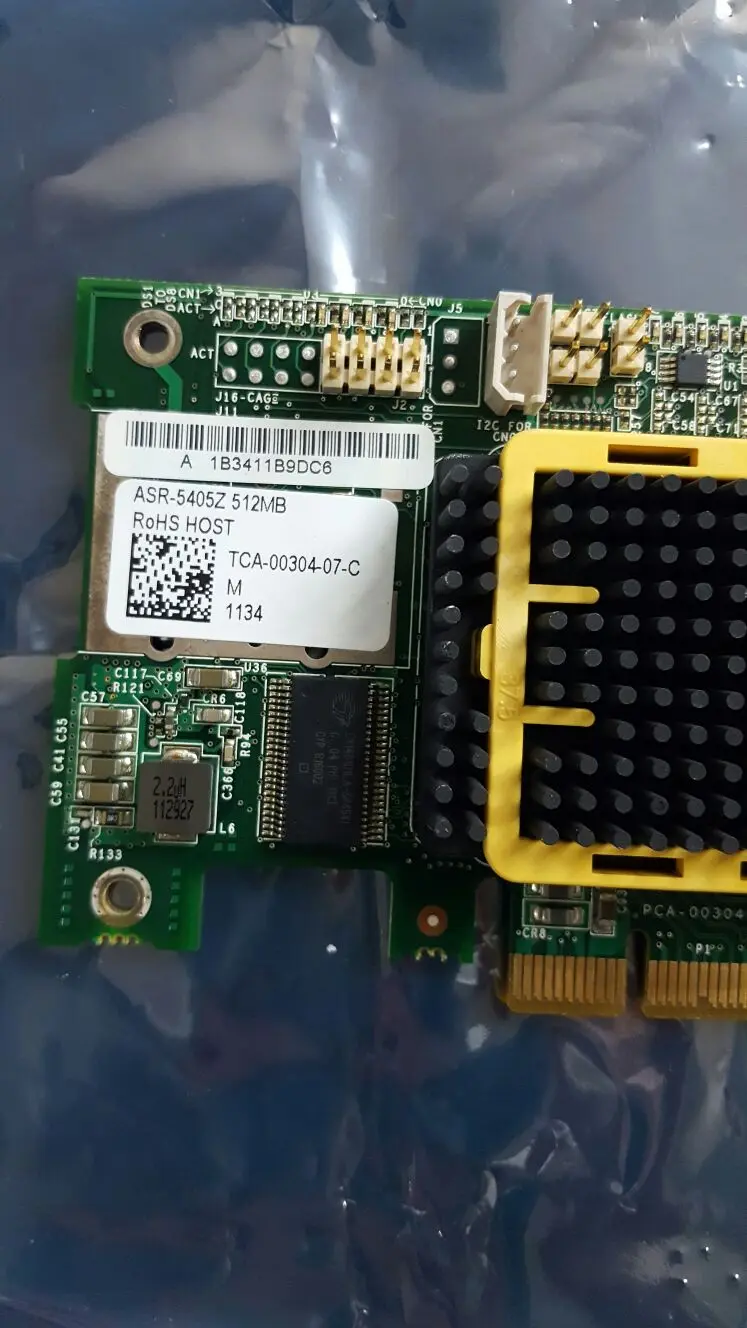 RaidStorage Adaptec RAID 5405Z P/N: 2266800-R ASR-5405Z 4-портовый 3ГБ/сек. PCIe контроллер SAS Card | Компьютеры и