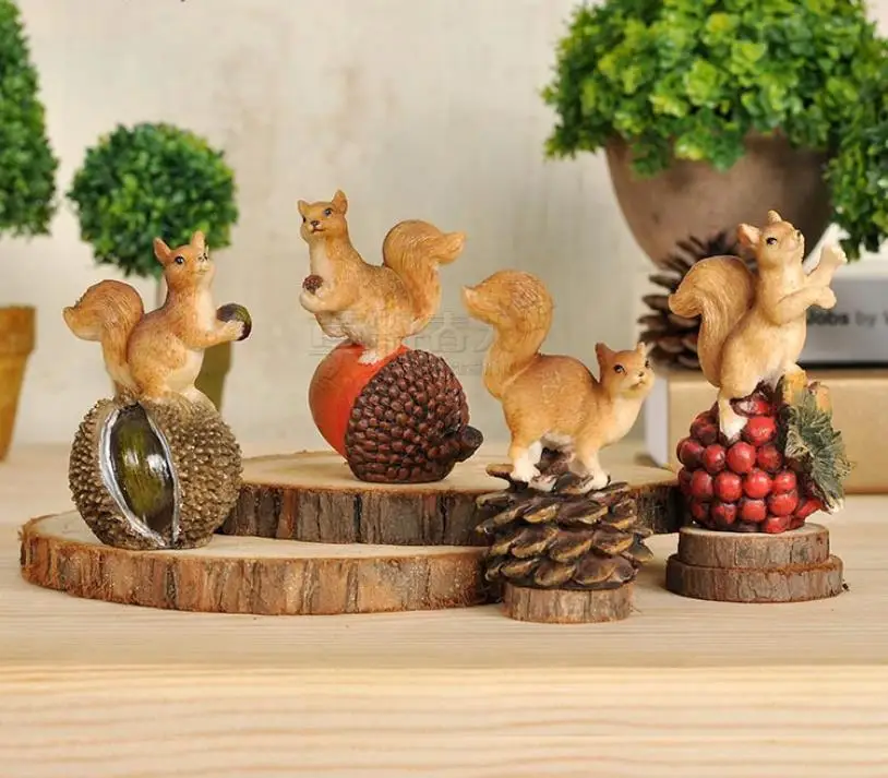 Living Room TV Cabinet Decoration Creative Office Decor Home Furnishing Simulation Animal Squirrel with Nuts Figurine Collection | Дом и сад