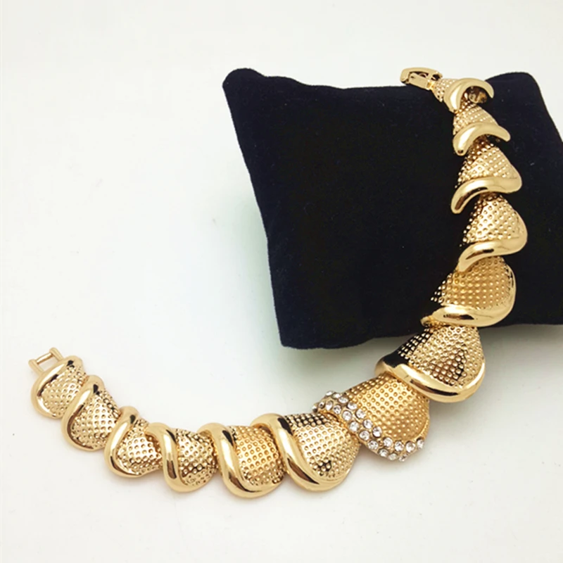 Новинка 2018 модный Африканский комплект ювелирных изделий Круглый Кулон золотого