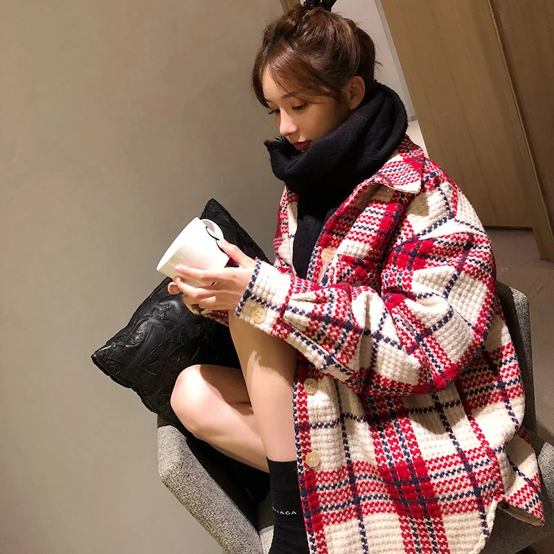 

Woolen coat female new winter popular European and American students in the long paragraph thick with tartan coat coat Women