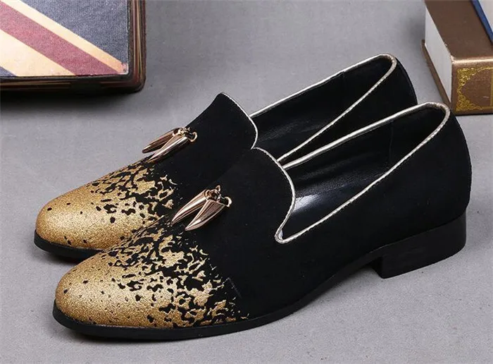 

European American fashion round toe slip-on mixed color flat business casual trend rivet chains men's shoes personality shoes