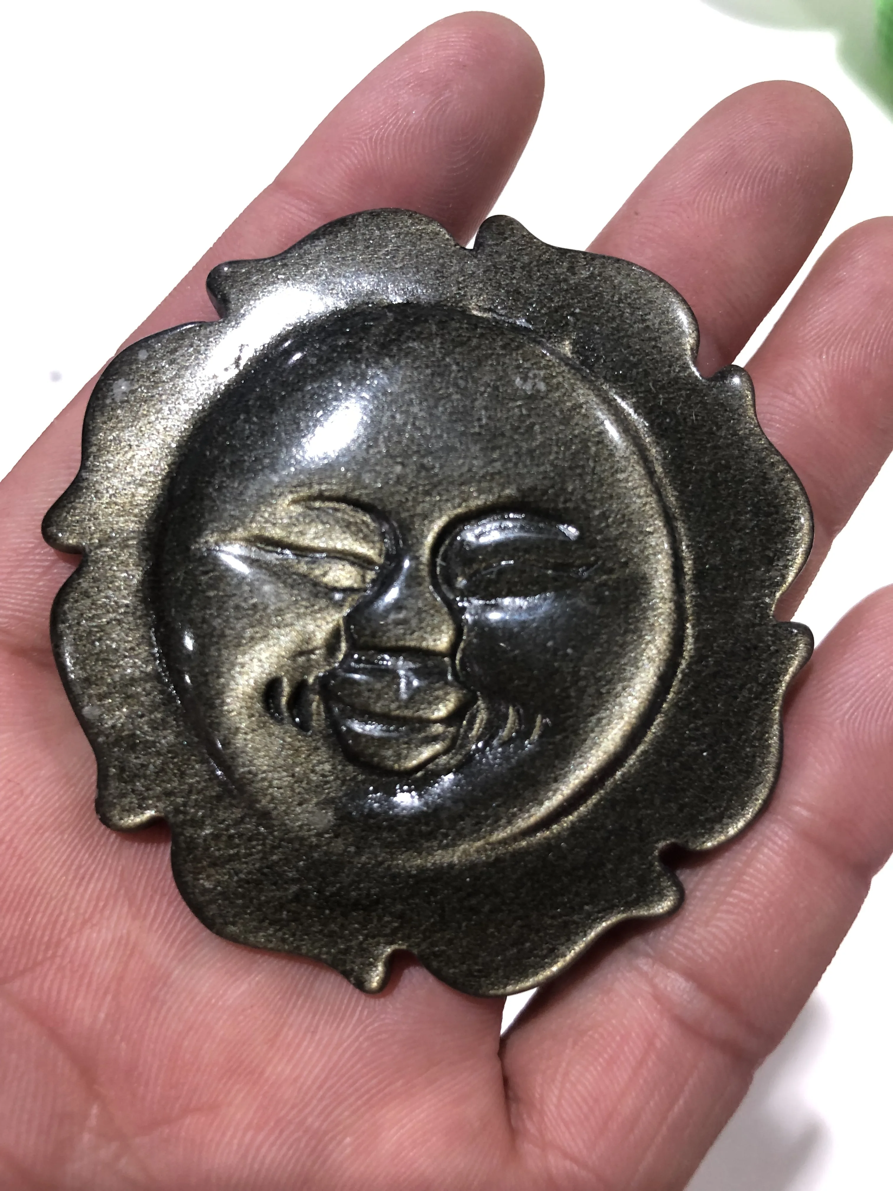 Красивое натуральное солнце обсидиан в подарок