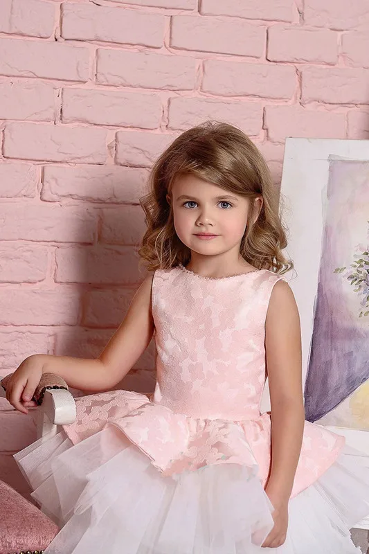 Симпатичные пышные тюлевые платья на день рождения для маленьких девочек