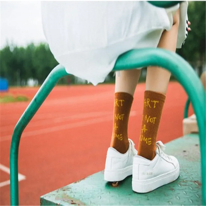 

Harajuku Letter Vintage Patterned Socks Women Fashion Funny Skatebord Cool Socks Female Casual Cotton Short Sock Hipster Sox