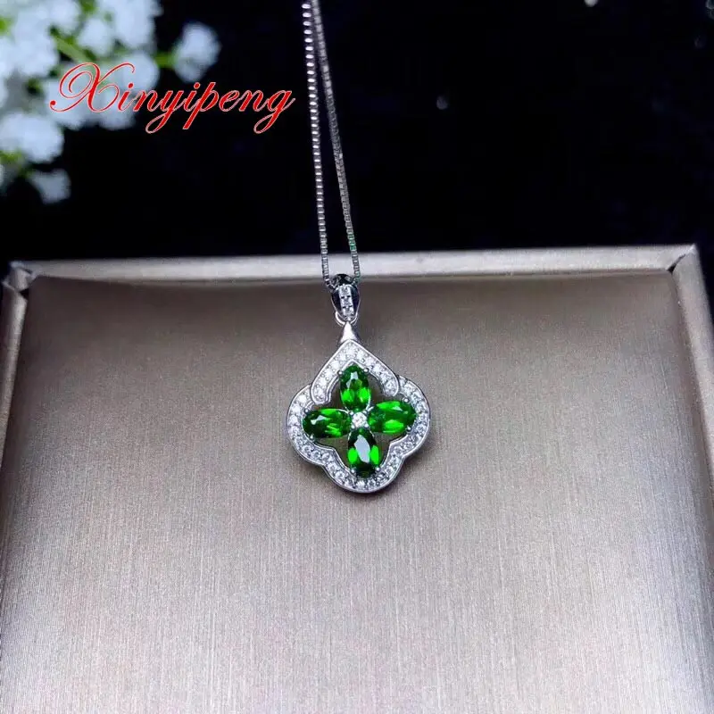 Xin yi peng 925 посеребренный Золотой инкрустированный естественный диопсид кулон