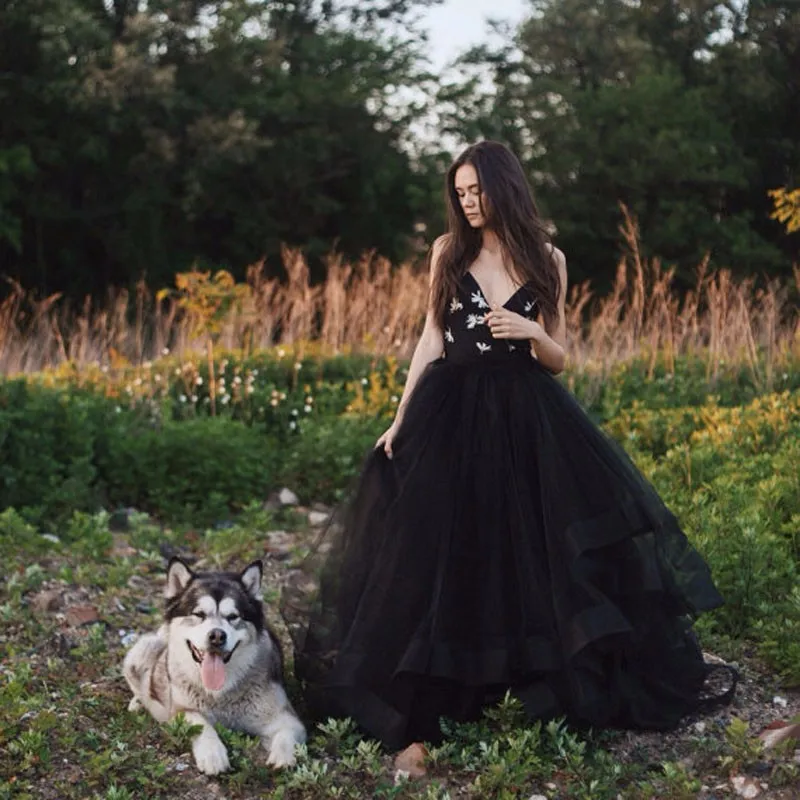 2017 Черный Линия Тюль Свадебные Платья V Шеи Спагетти Ремень С Вышивкой Платье