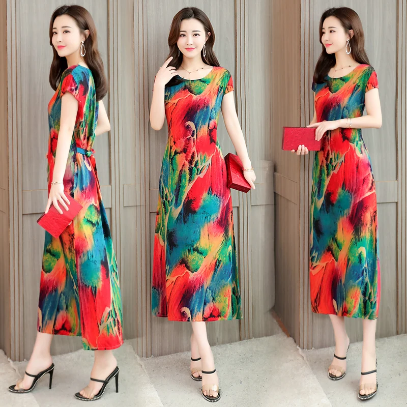 Женское длинное платье с цветочным принтом летнее из хлопка и шелка круглым