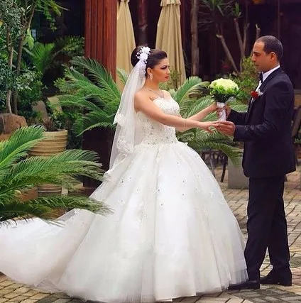 

New Lace crystal Ball Gown Wedding Dress Off the Shoulder Bridal Gown wedding gowns robe de mariage 2021 Vestido de noiva