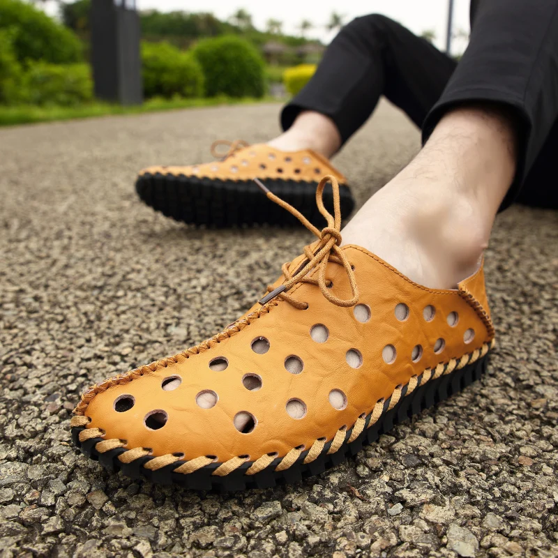 

Summer Men Casual Shoes Hollow Out Men Carved Shoes Genuine Leather Breathable Comfortable Beach Sandals Outdoor Sandals