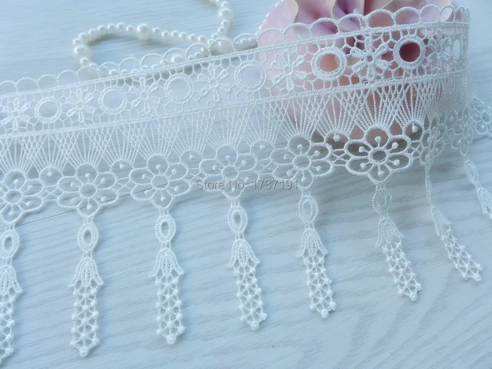 

5 Yards Ivory White Victorian Beautiful Venice Floral Dangle Lace Trim for Weddings, Bridal Sashes, Collar Applique, Neckline