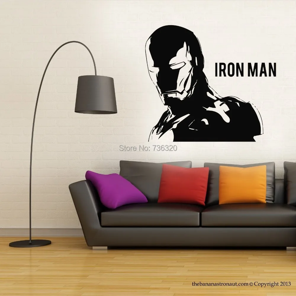Картонная наклейка на стену винила с героем Ронманом из комиксов Marvel - современное украшение детской комнаты для мальчика.