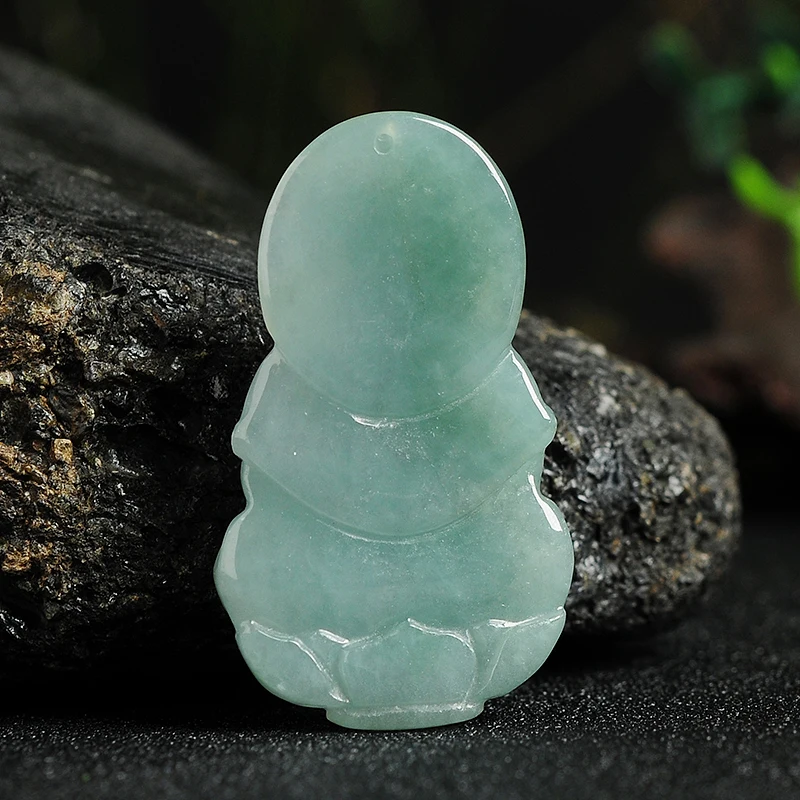 Yu Yixuan Jade Jewelry Natural Oil Green Emerald Guanyin Pendant Length 42mm Width 24mm Thickness 7mm Weight 12.4g | Украшения и