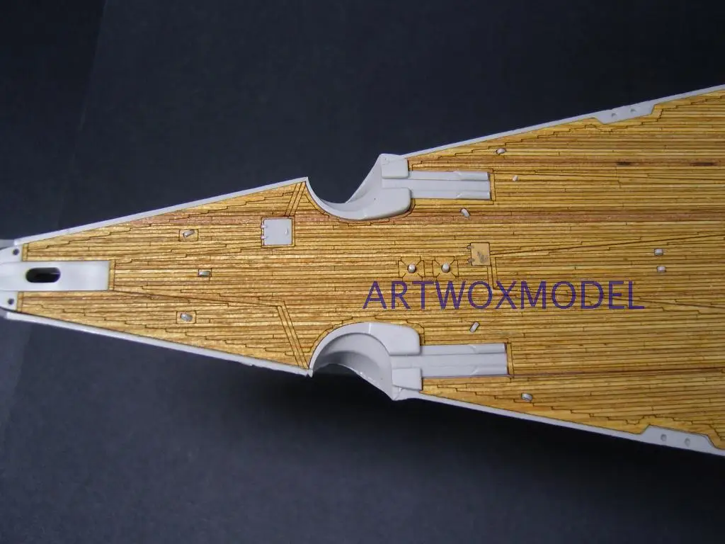 ARTWOX 03702 линкор Бисмарк Trumpeter деревянная колода AW30003