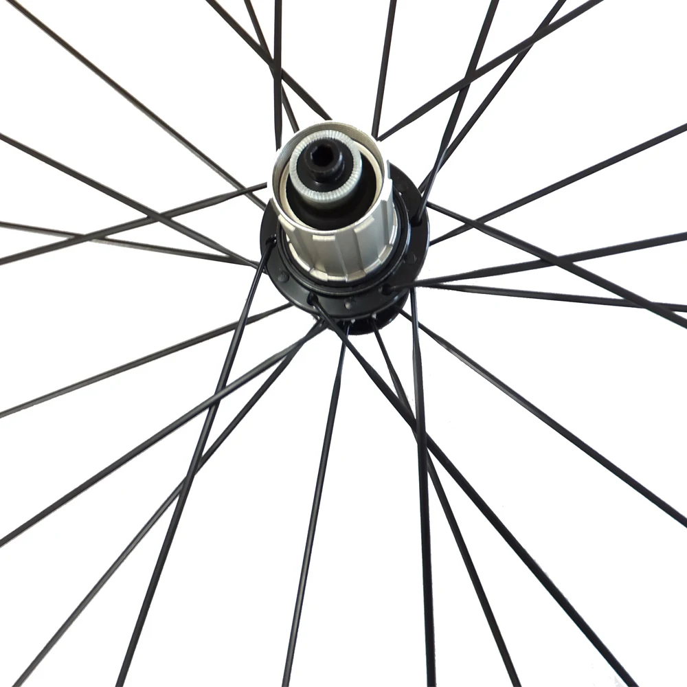 Ультра легкий 38 мм Глубокий карбоновый клинчер набор колес с шинами камерой