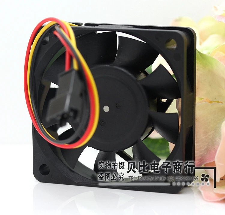 Трехпроводный охлаждающий вентилятор для нового и менее 6 см 12 В 0 21 А 2406KL-04W-B59 |