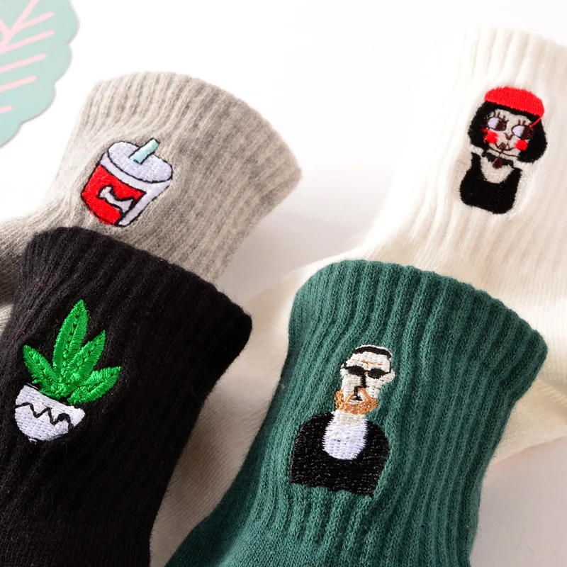 12pairs Black and white cartoon Harajuku Fun embroidery pattern women socks